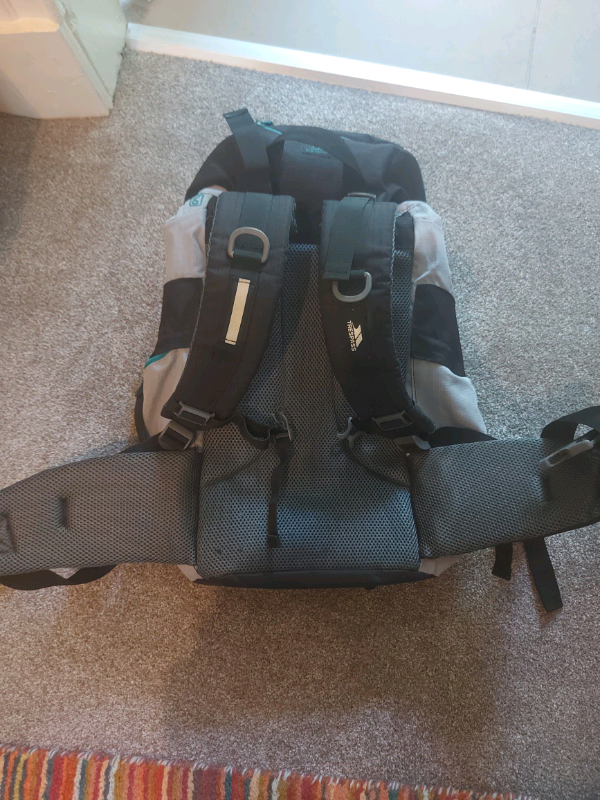 Trespass Trek 33L rucksack | in 